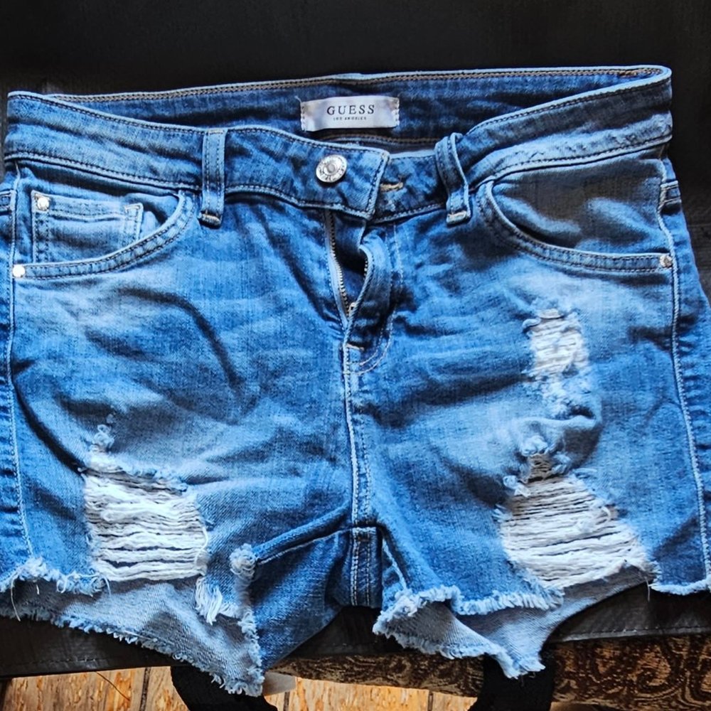 Guess Jean Cut Offs size 27